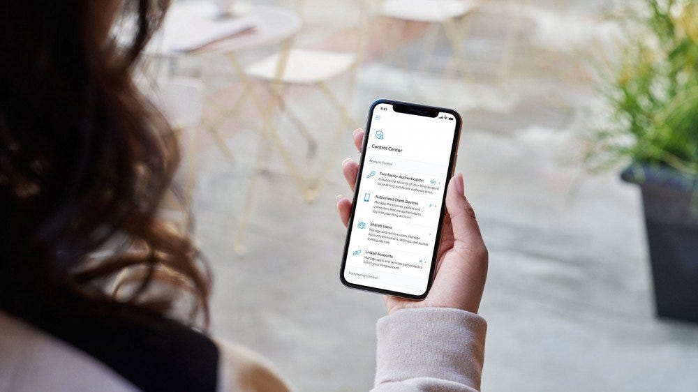 Une application Ring montrant un nouveau centre de contrôle.