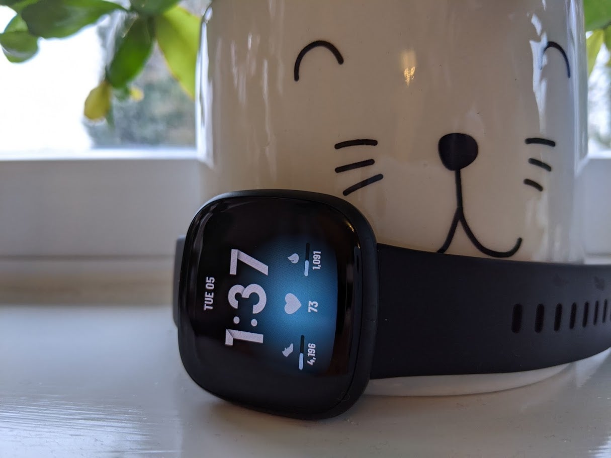 Atteignez vos objectifs de mise en forme avec cette impressionnante offre Fitbit Versa 3