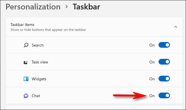 Dans Personnalisation > Barre des tâches, basculez « Chat » sur « Activé ».&rsquo; width= »650&Prime; height= »385&Prime; onload= »pagespeed.lazyLoadImages.loadIfVisibleAndMaybeBeacon(this); » onerror= »this.onerror=null;pagespeed.lazyLoadImages.loadIfVisibleAndMaybeBeacon(this); »></p>
<p>Après cela, cliquez sur l&rsquo;icône Chat (la bulle de mot violette) dans votre barre des tâches.</p>
<p><img loading="lazy" decoding="async" class="alignnone size-full wp-image-745493" src="https://www.tremplin-numerique.org/wp-content/uploads/2021/10/Comment-se-debarrasser-des-equipes-sur-Windows-11-5879353..jpg" alt="" width="650" height="174" onload="pagespeed.lazyLoadImages.loadIfVisibleAndMaybeBeacon(this);" onerror="this.onerror=null;pagespeed.lazyLoadImages.loadIfVisibleAndMaybeBeacon(this);"></p>
<p>Teams se réinstallera automatiquement et se lancera également à nouveau au démarrage.  Si vous devez désactiver l&rsquo;une de ces fonctionnalités individuellement, consultez les sections ci-dessus.  Bonne discussion !</p>
<p><strong></strong> <strong><em>Comment utiliser Teams Chat dans Windows 11</em></strong></p>
</div>
</div><!-- .entry-content -->
	</div>
</article><!-- #post-34471 -->

<div class="entry-author entry-author-style-center">
	<div class="entry-author-profile author-profile vcard">
		<div class="entry-author-avatar">
			<img alt=
