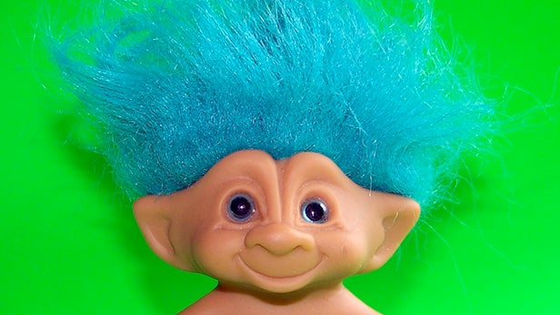 Comment repérer les comptes de robots et de trolls sur les réseaux sociaux