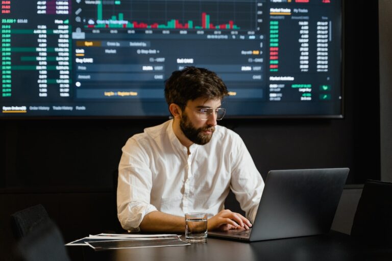 Trois conseils pour choisir un courtier en ligne