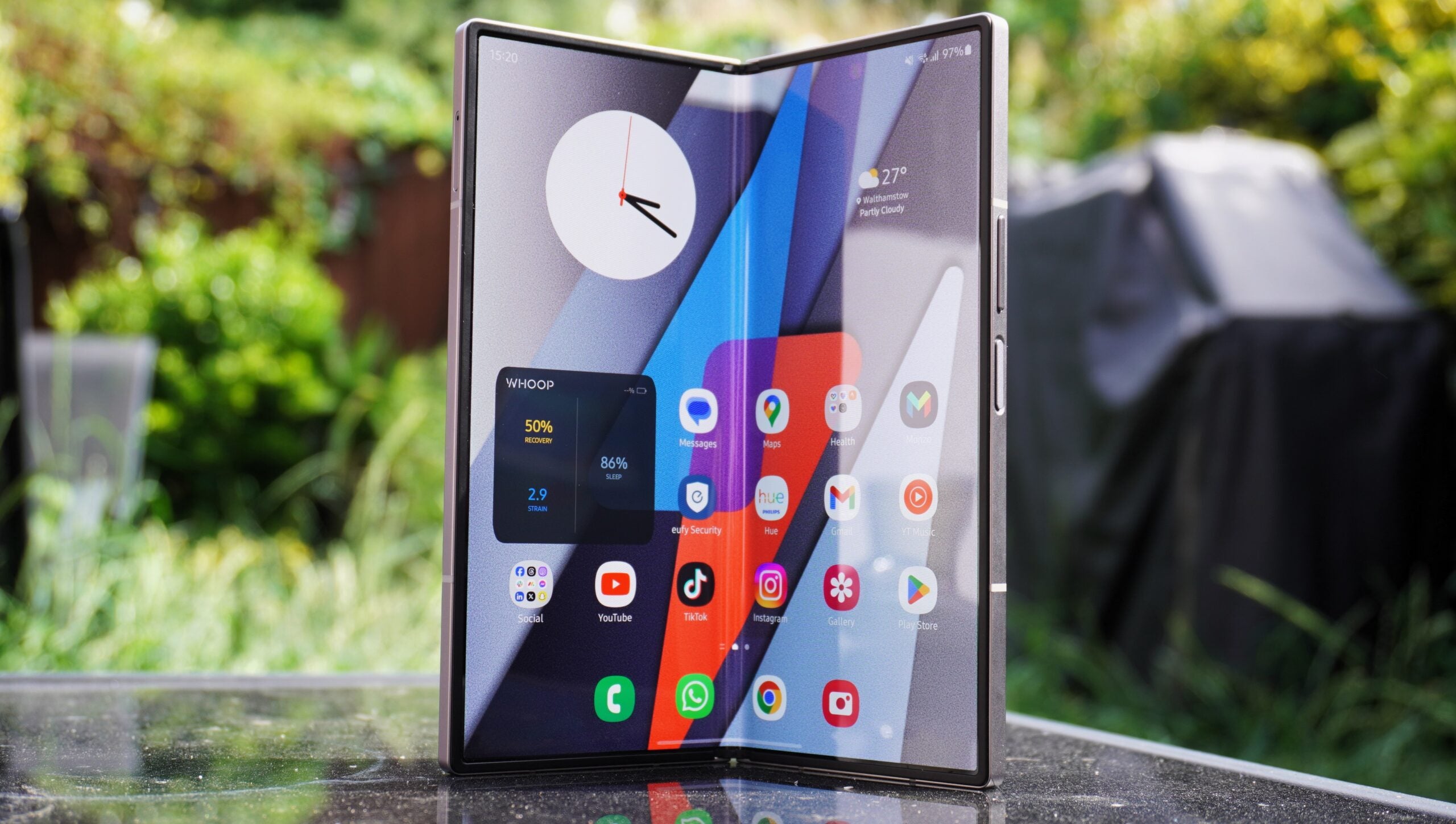 Comment utiliser l'assistant de dessin sur le Samsung Galaxy Z Fold 6