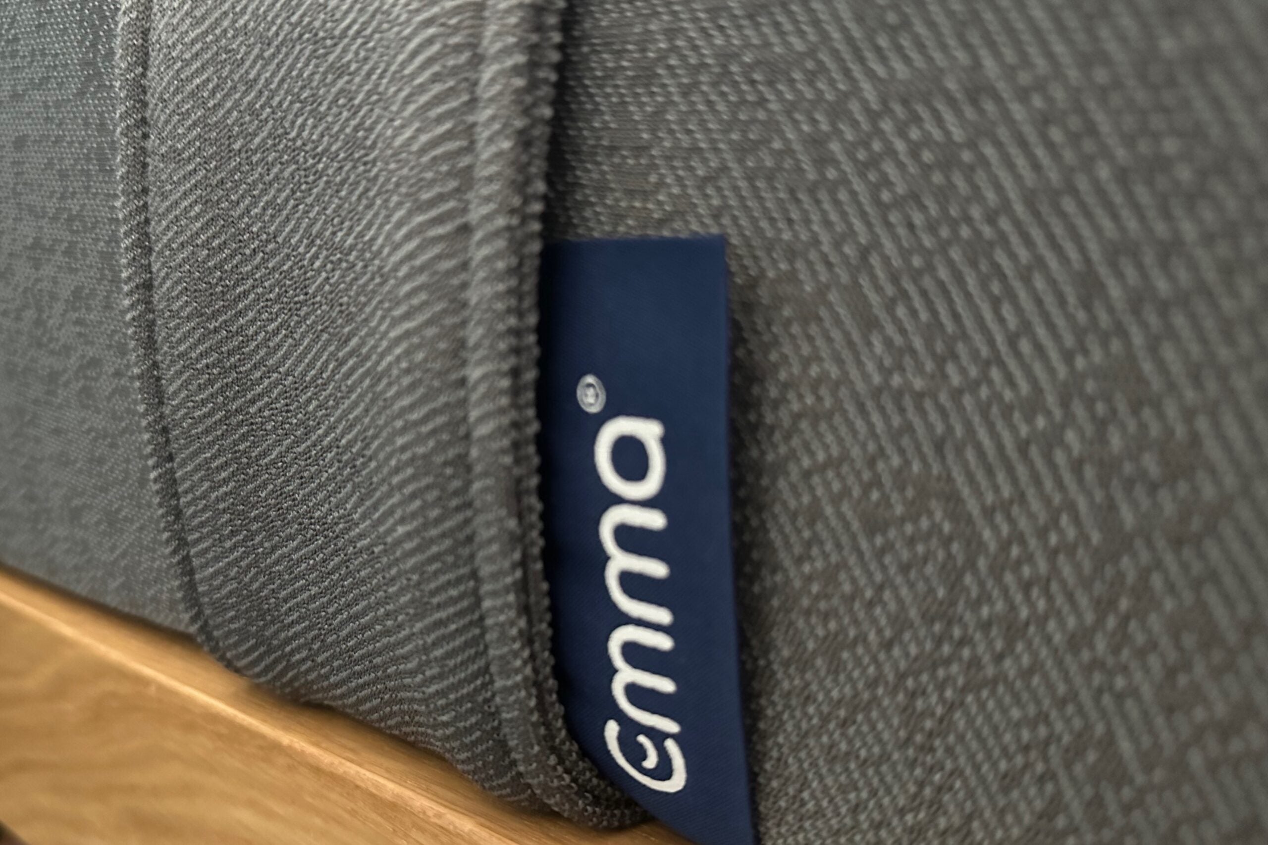 Le luxueux matelas hybride d'Emma est désormais massivement réduit