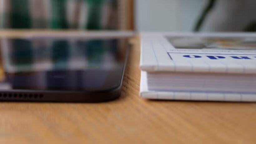 iPad Pro à côté de réserver