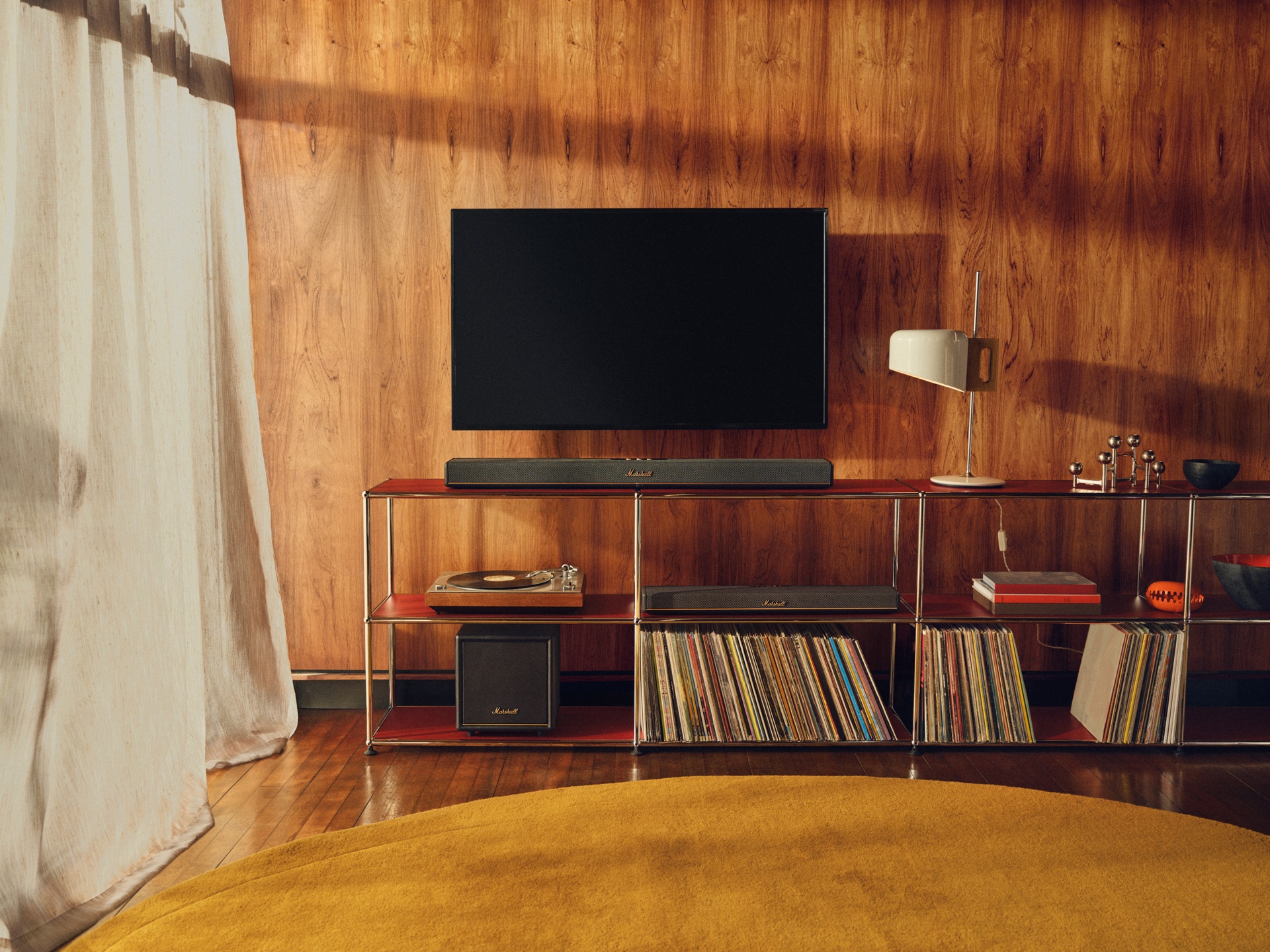 Marshall étend ses options de barre de son avec le compact Heston 60