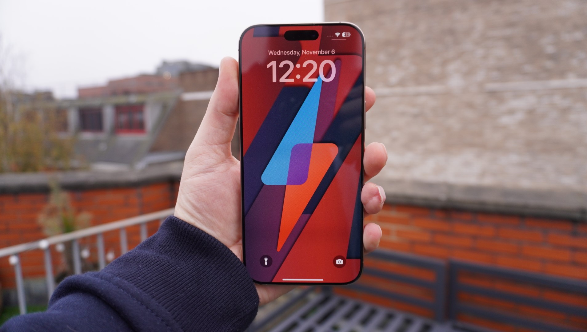 Les tailles de batterie iPhone 17 divulguées révèlent une différence ESIM surprenante