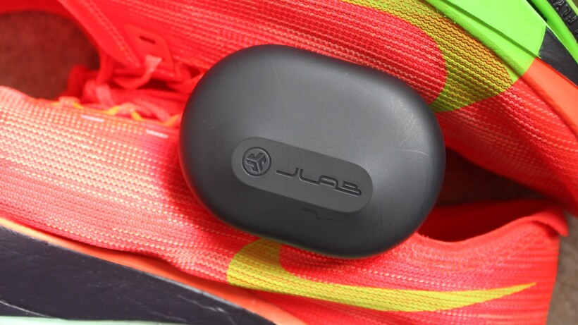 Étui de chargement JLab Go Sport plus