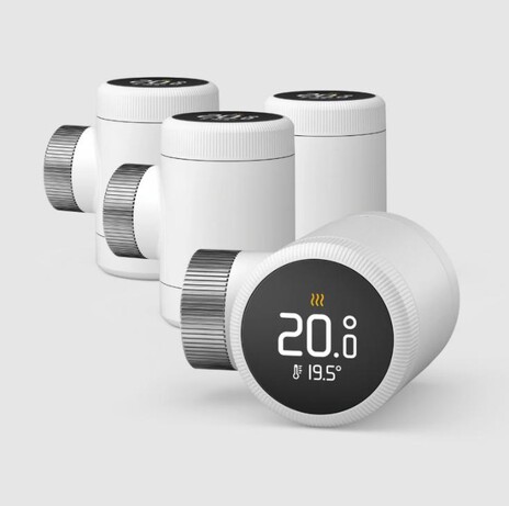 Thermostat de Radiateur Tado° X – Pack Quattro sur fond blanc