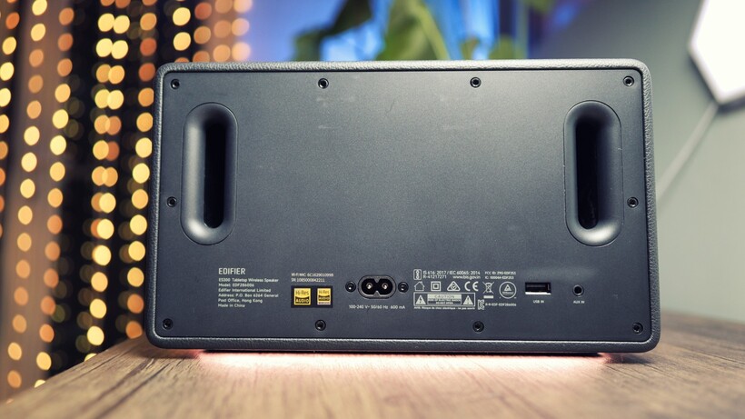 Ports de basse Edifier ES300