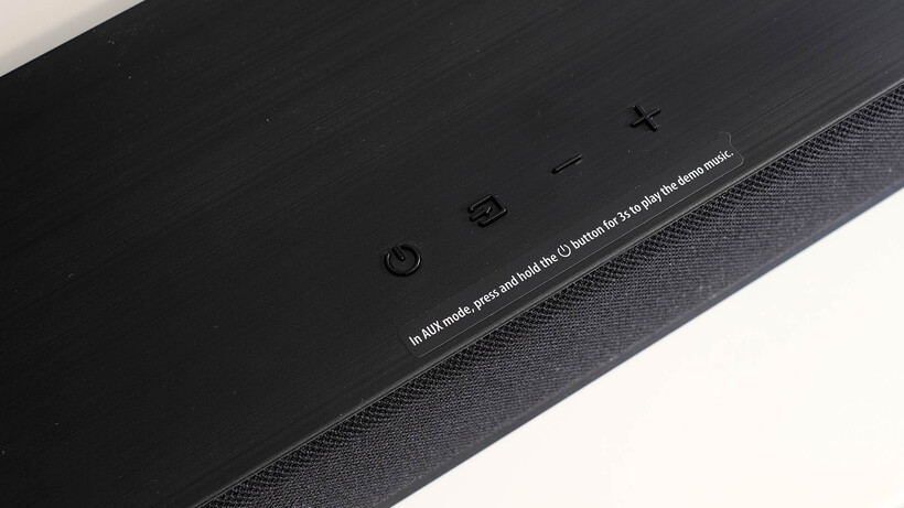 Commandes embarquées Hisense AX5140Q