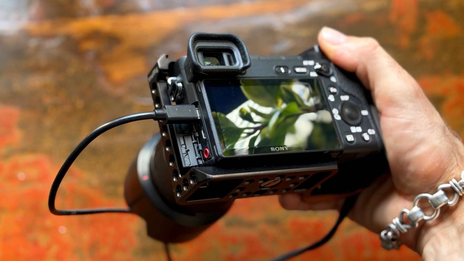 7 éléments que vous pouvez brancher sur le port USB de votre appareil photo sans miroir