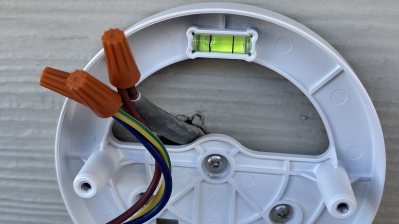 Niveau à bulle Reolink Elite Floodlight WiFi Review