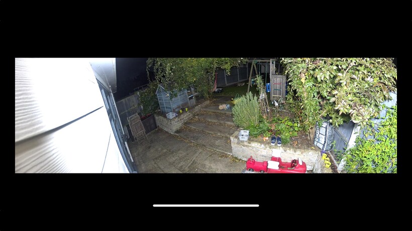 Reolink Elite Floodlight WiFi Review échantillon de nuit