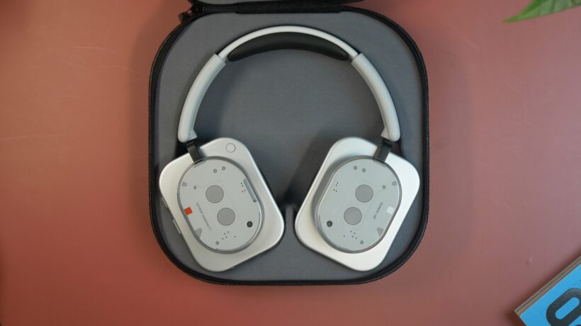 Rien Casque 1 de haut en bas au cas où