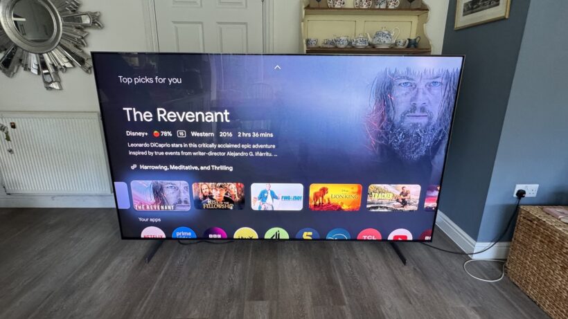 Écran Google TV TCL 98C7K