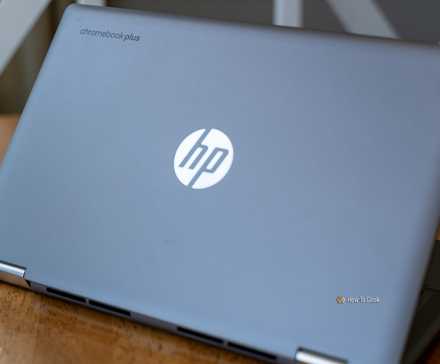 Le couvercle du HP Chromebook Plus x360 14b.
