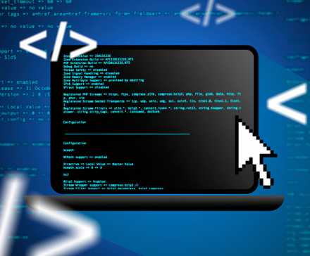 Un ordinateur portable avec du code à l'écran et un curseur de souris.