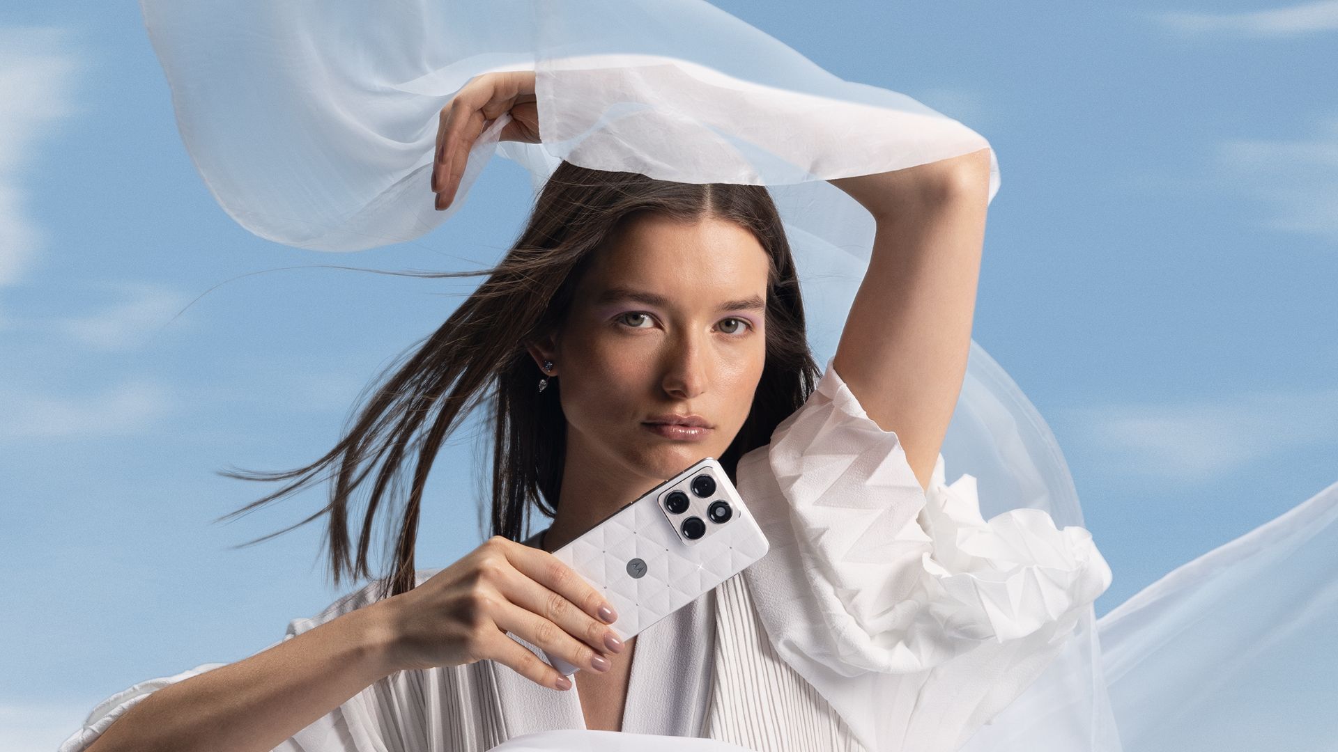 Motorola possède déjà un téléphone avec la dernière couleur Pantone de l'année
