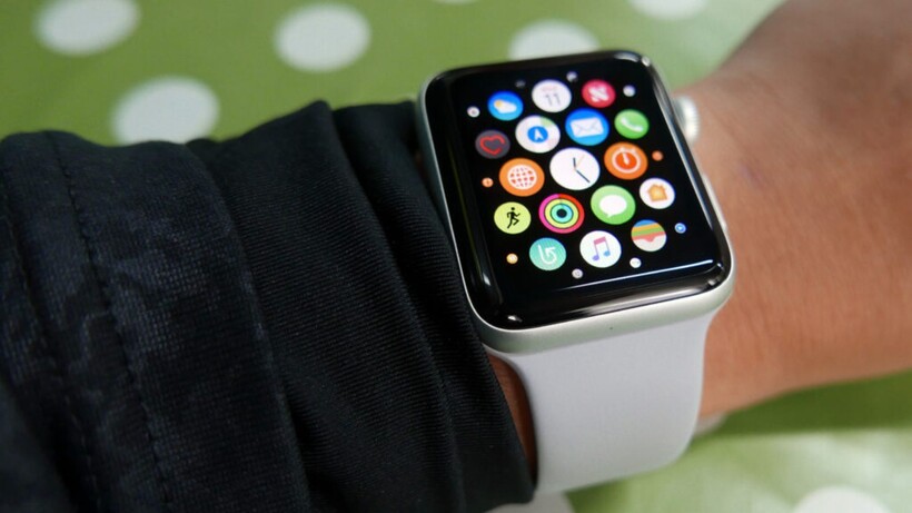 Apple Watch Series 3 au poignet