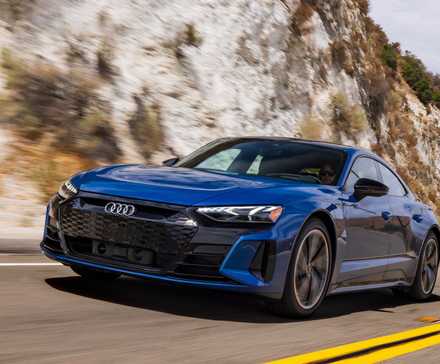 Conduite du quart avant de l'Audi E-Tron GT 2024