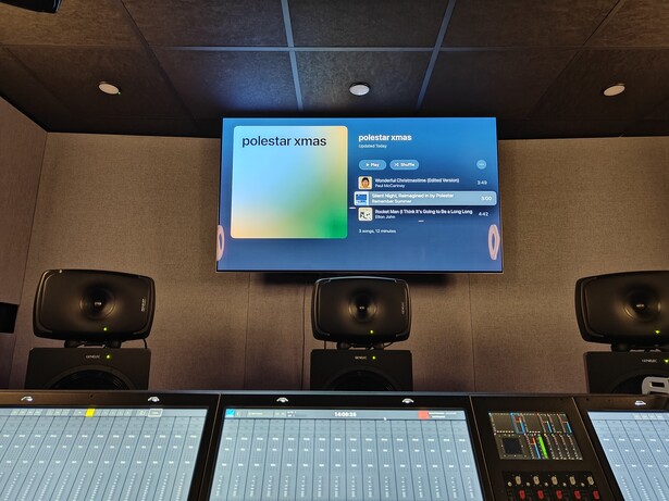 Polestar Xmas remixe Dolby Soho