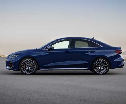 Profil latéral d’une Audi A3 2025