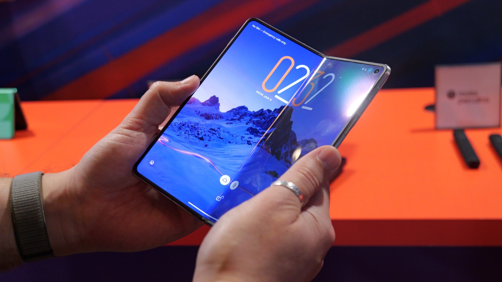 Motorola s'attaque enfin au Fold 7 de Samsung avec le Razr Fold