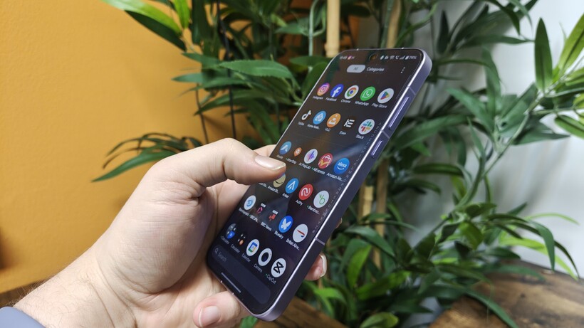 Faire défiler les applications sur le OnePlus 15