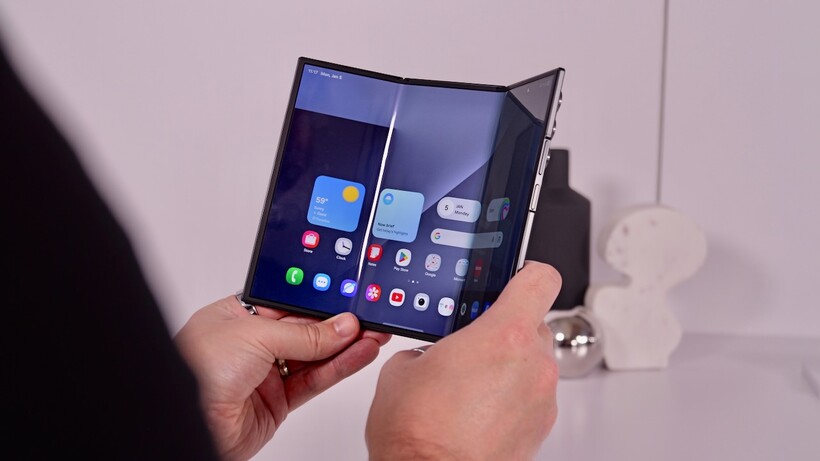 Pliage ouvert à trois volets Galaxy