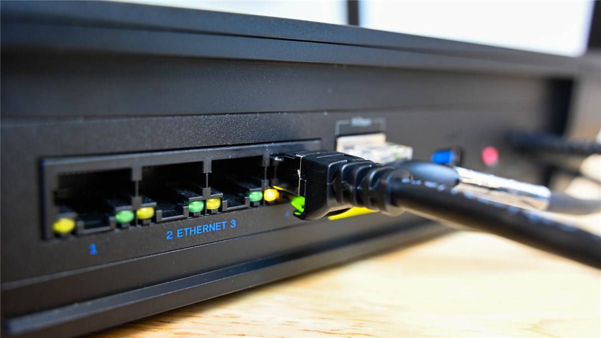 Ce firmware gratuit a rendu mon ancien routeur à nouveau utile (et plus sûr)