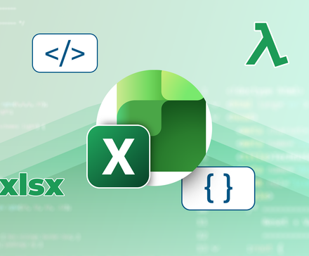 Logo Microsoft Excel entouré de symboles de programmation flottants, notamment Lambda, des balises de code, des accolades et l'extension .xlsx.