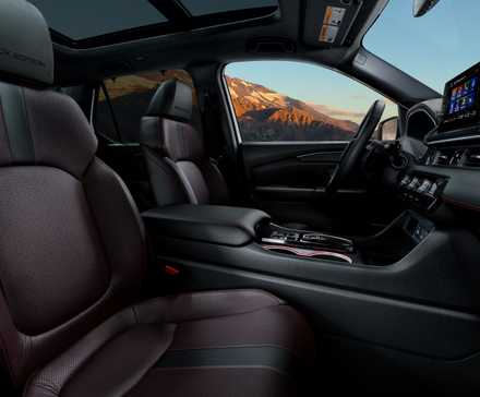 Vue intérieure de la première rangée d'un Honda Pilot Black Edition 2025