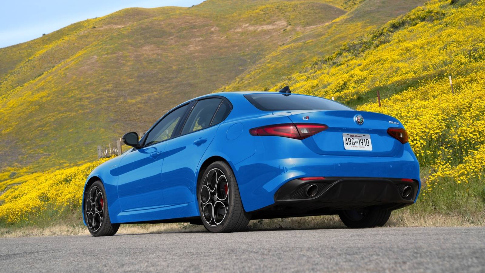 La berline de luxe d'Alfa Romeo est moins chère à entretenir que ses rivales