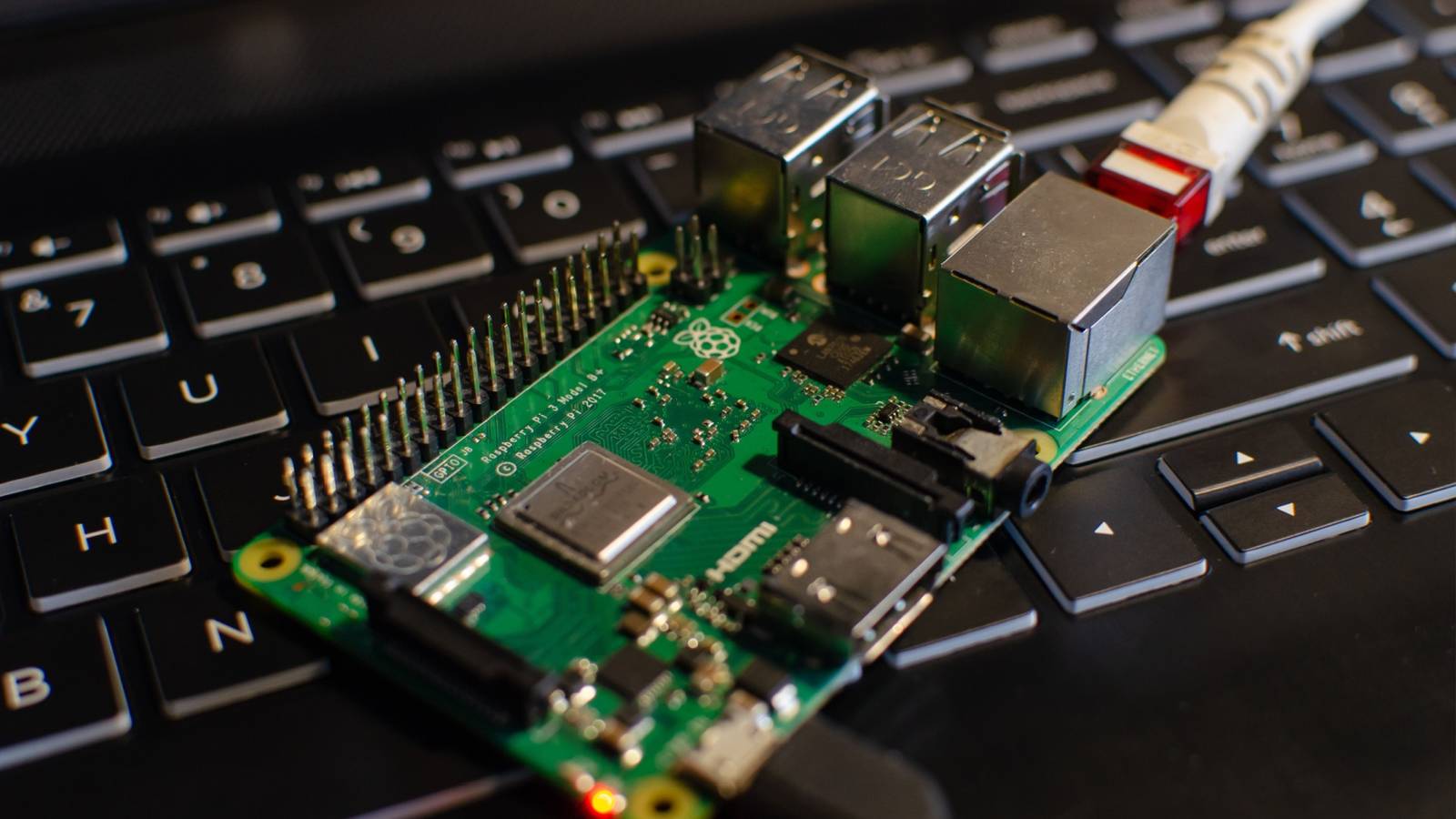 Ne vous embêtez pas avec ces mises à niveau « essentielles » du Raspberry Pi : elles sont pour la plupart inutiles
