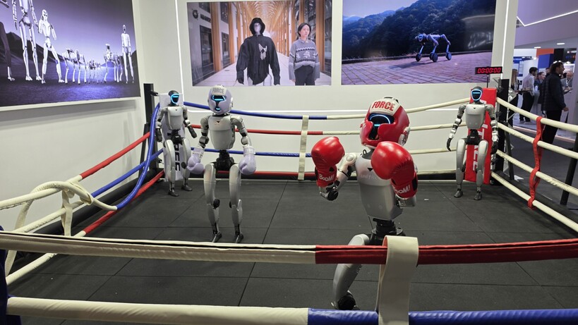 Robot de boxe au MWC 2026