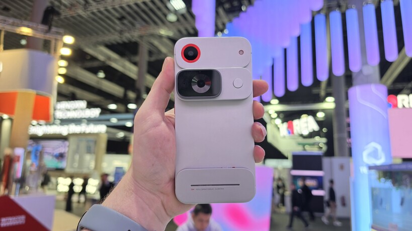 Tecno Atom avec modules attachés