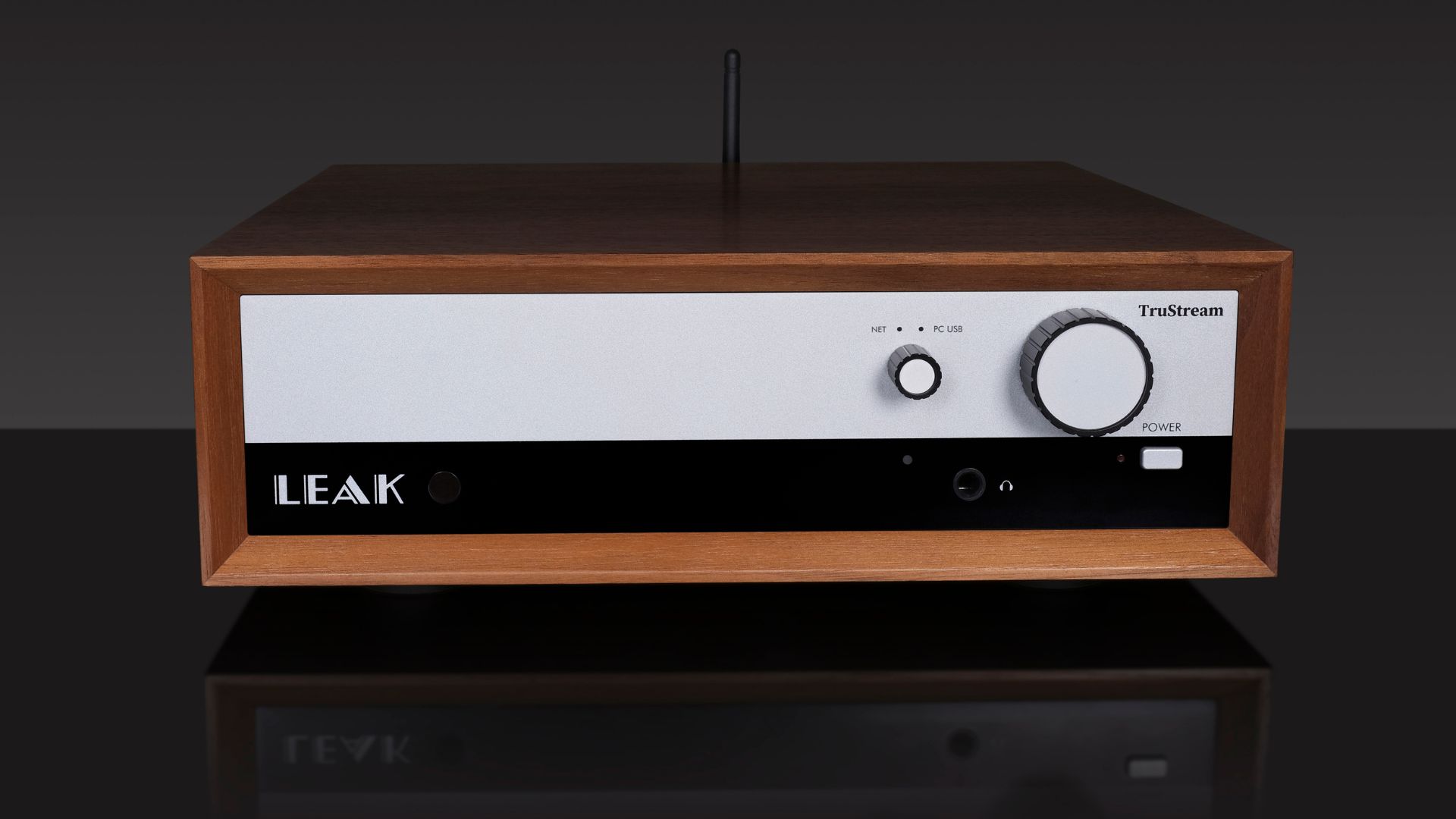 Le nouveau streamer de la légende de la hi-fi des années 70, Leak, dégage un attrait vintage