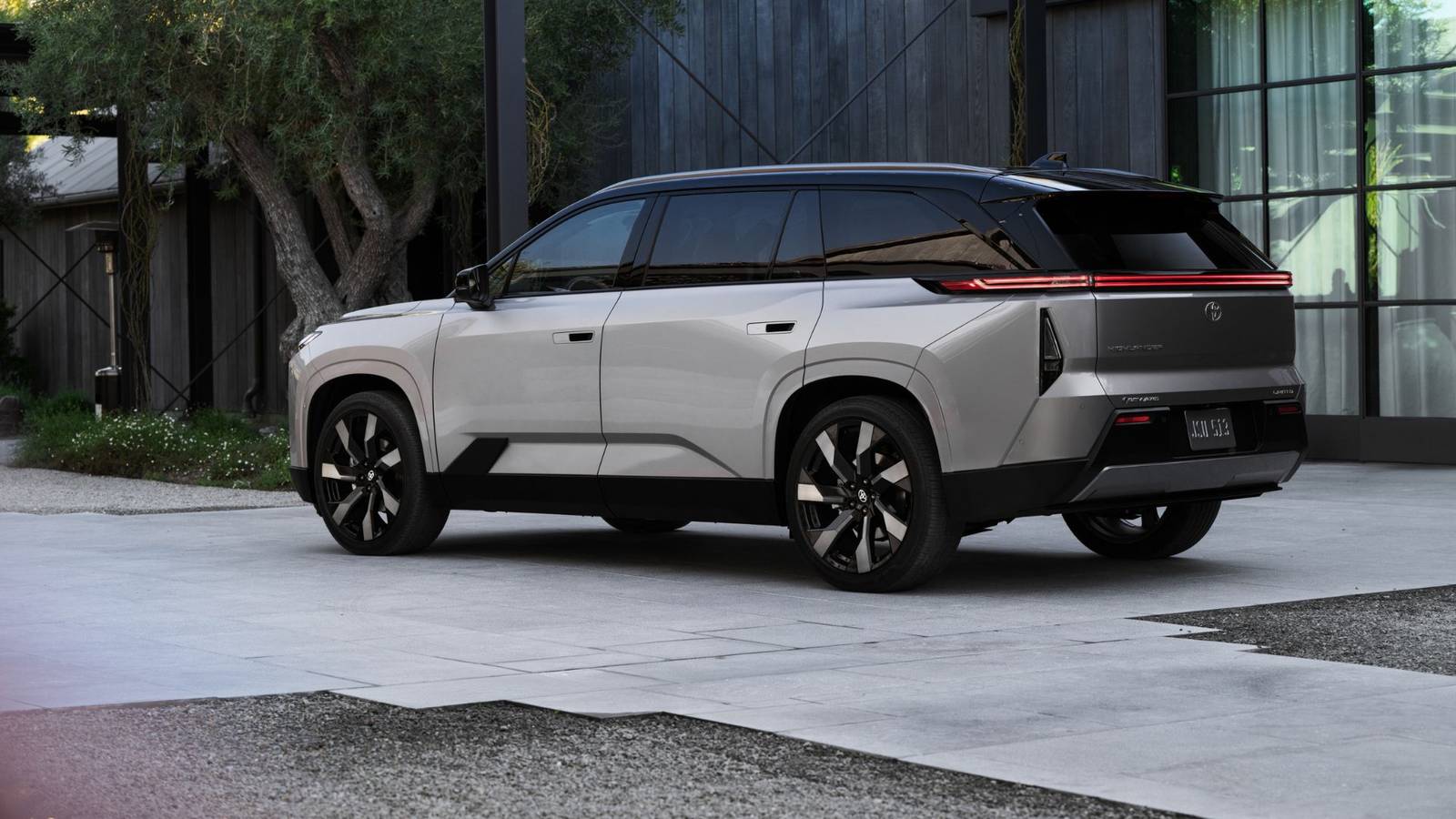 Ce SUV japonais redéfinit le luxe abordable