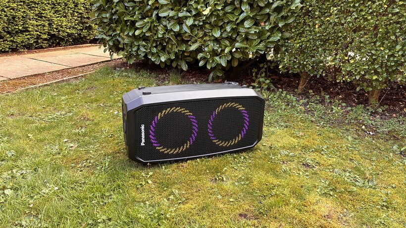 Panasonic-SC-BMAX30 horizontal