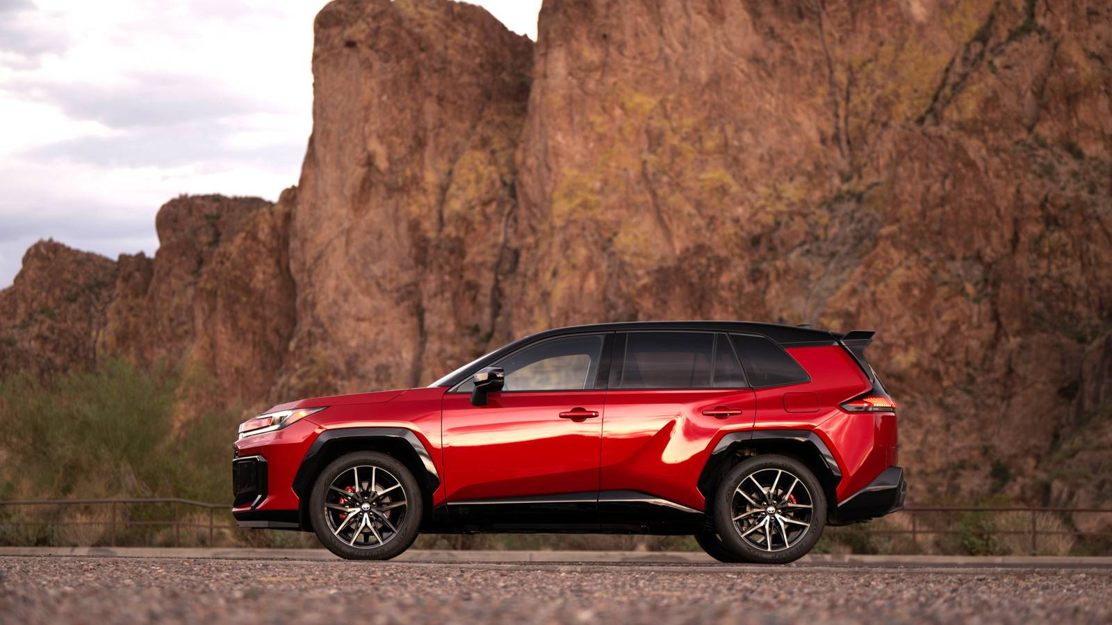 5 raisons pour lesquelles ce SUV japonais est l’hybride rechargeable au meilleur rapport qualité-prix en 2026