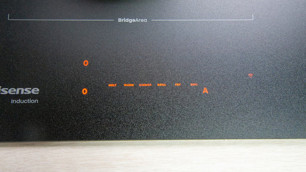 Plaque à induction Hisense Hi8 HI6443SRWF Modes automatiques