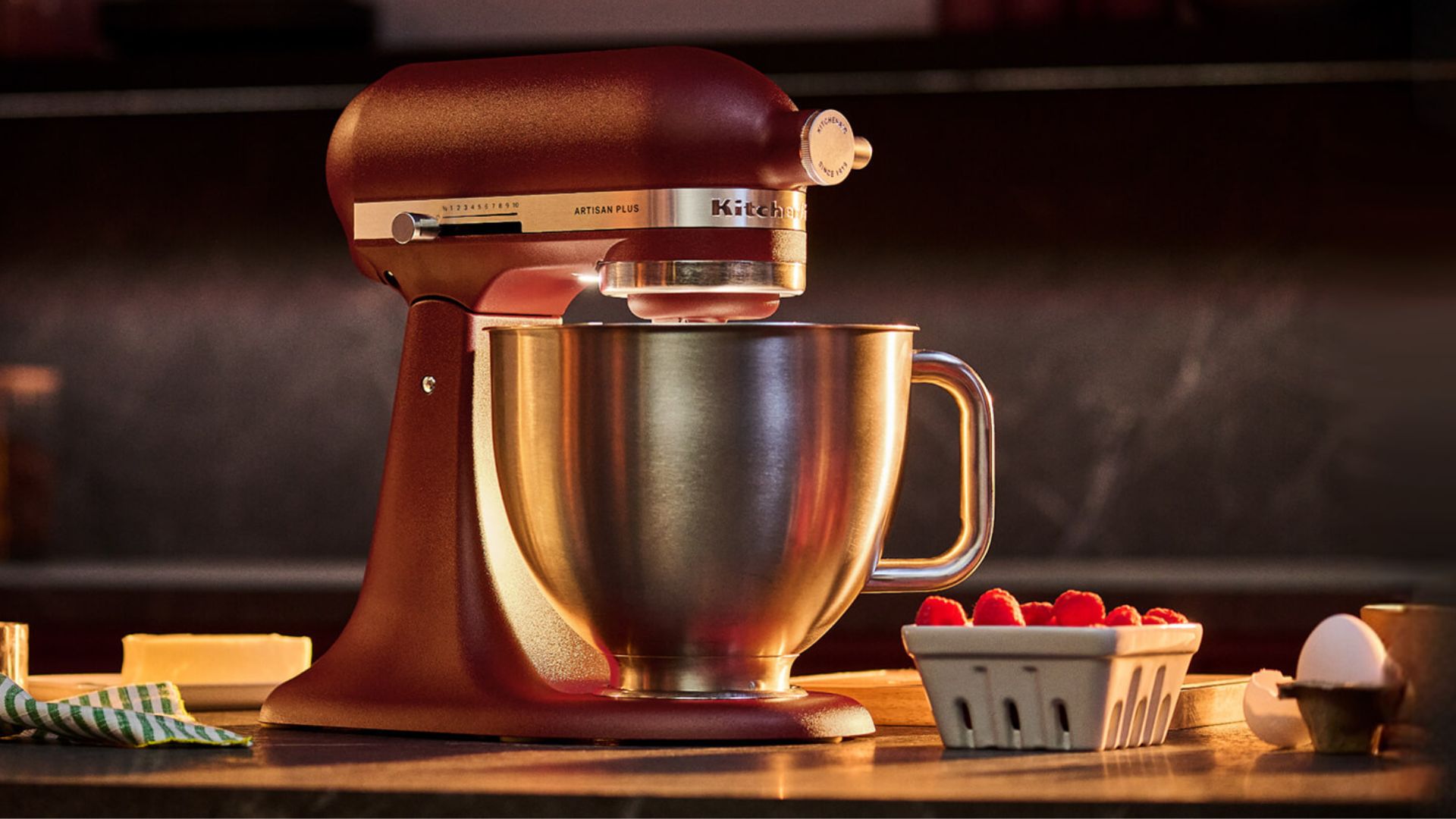 KitchenAid vient d'ajouter 3 nouvelles fonctionnalités intelligentes à son emblématique batteur sur socle