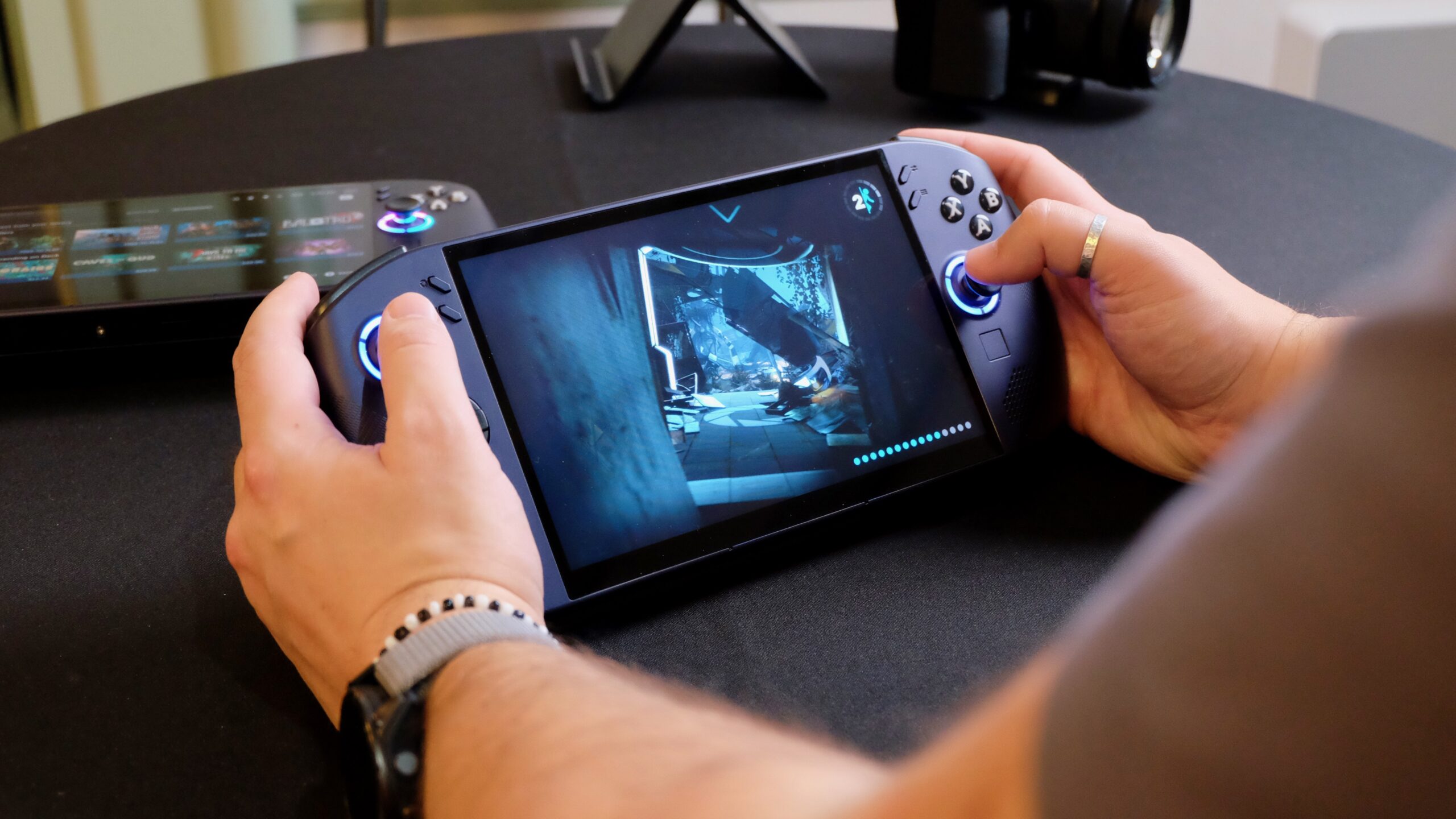 L'ordinateur de poche Legion Go de Lenovo bénéficie d'une mise à niveau sur le thème Xbox