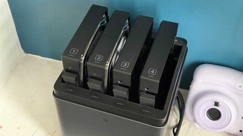 Baies internes UGreen NASync DH4300 Plus