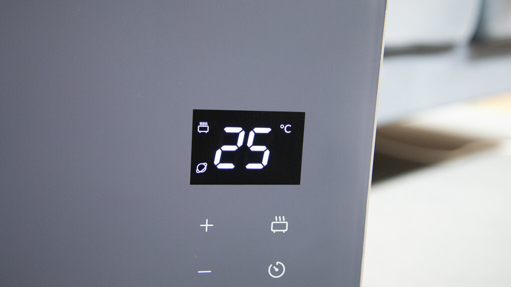 Température cible du chauffage à panneau en verre noir MasterPlug Auraline