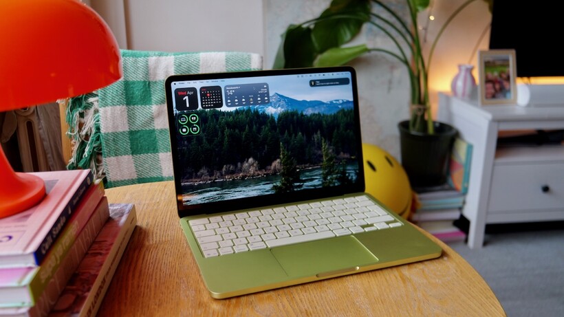 Face avant du MacBook Néo