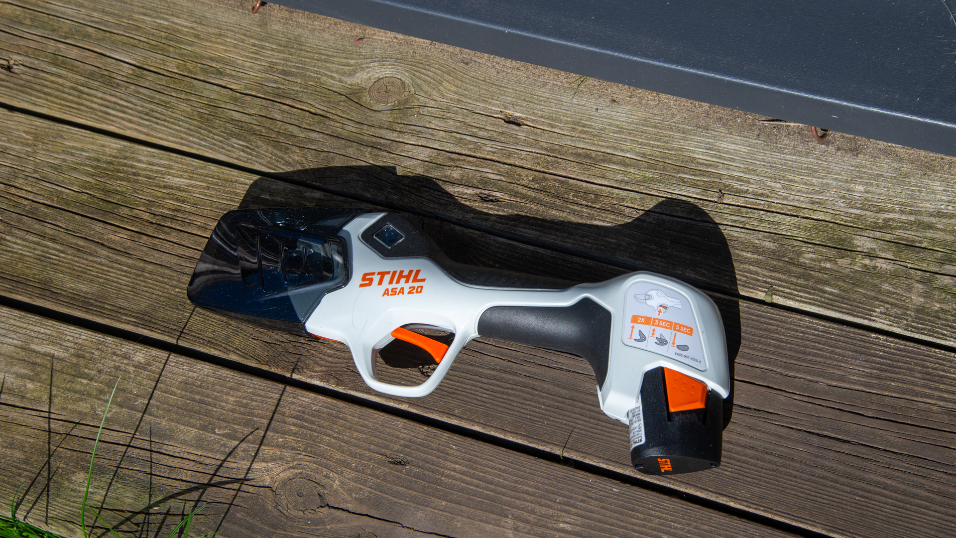 Test du sécateur sans fil Stihl ASA 20 : la taille est beaucoup plus facile