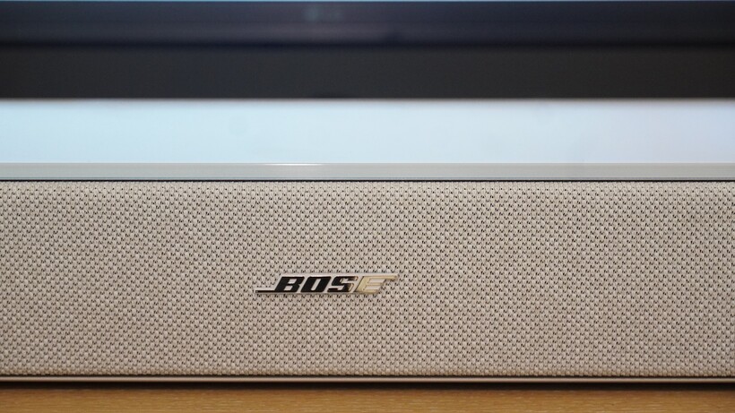 Façade de la barre de son Bose Lifestyle Ultra