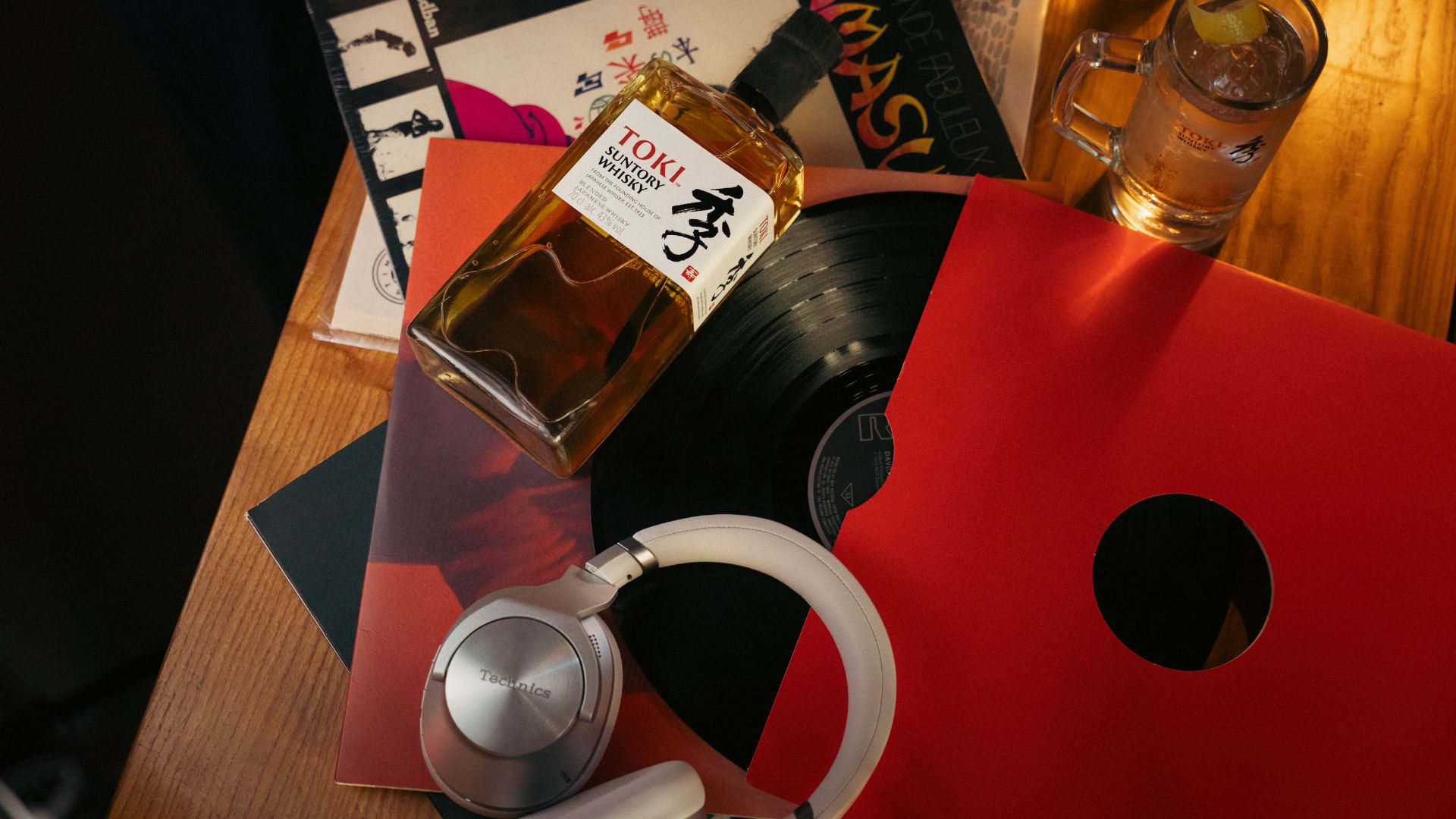 La collaboration TOKI X Technics réunit la hi-fi et les highballs